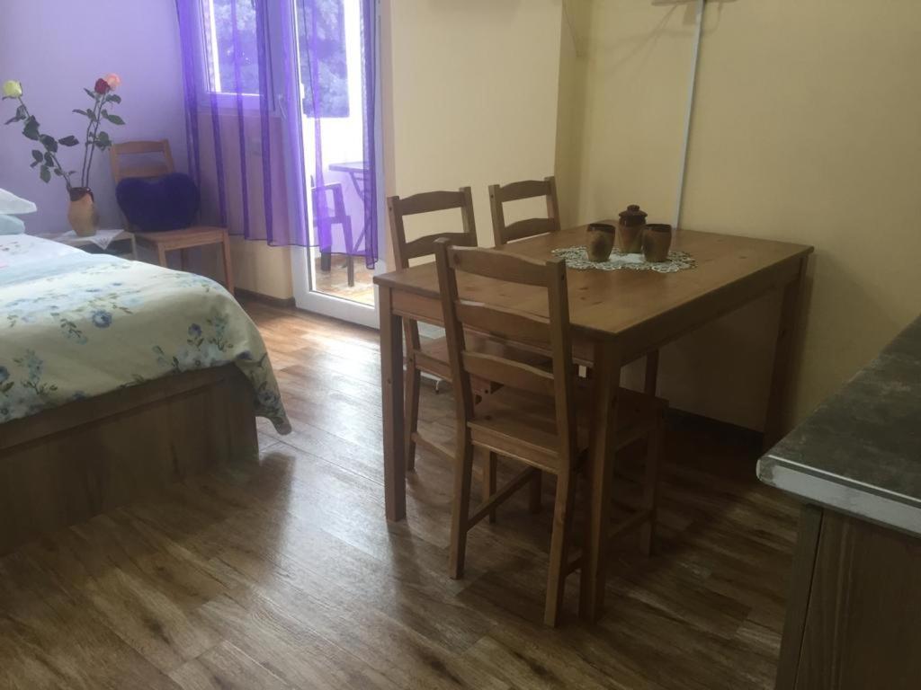 Квартира У Моря С Двумя Балконами Μπατούμι Εξωτερικό φωτογραφία
