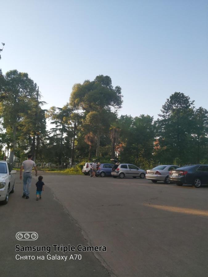 Квартира У Моря С Двумя Балконами Μπατούμι Εξωτερικό φωτογραφία
