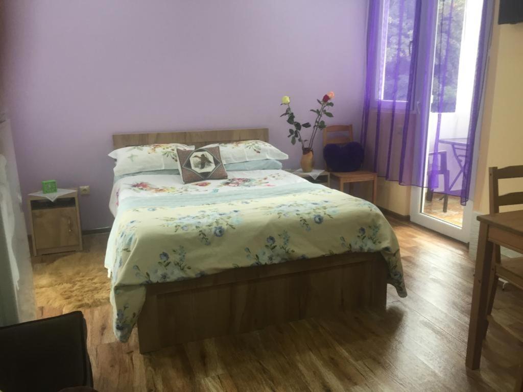 Квартира У Моря С Двумя Балконами Μπατούμι Εξωτερικό φωτογραφία